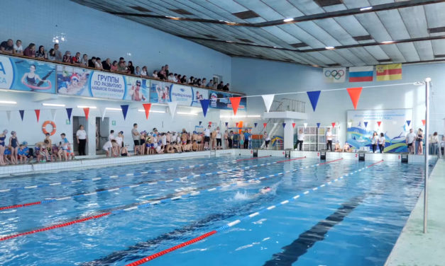 В Троицке прошли межрегиональные соревнования по плаванию «Я стану чемпионом»